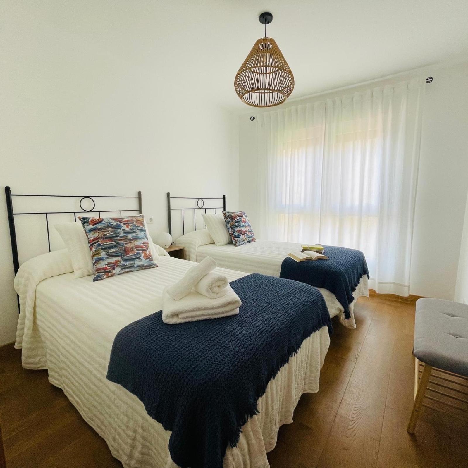 Apartamento Beirada 1 En Porto De Portocubelo Con Parking Lira  Buitenkant foto
